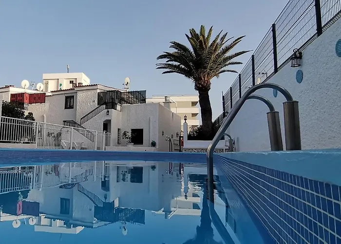 Playa Americas Apartment *